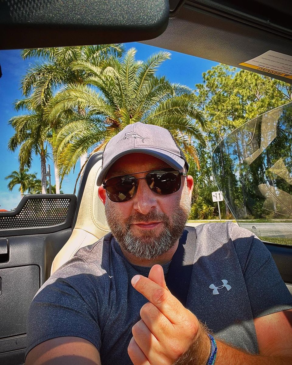Off duty, top down